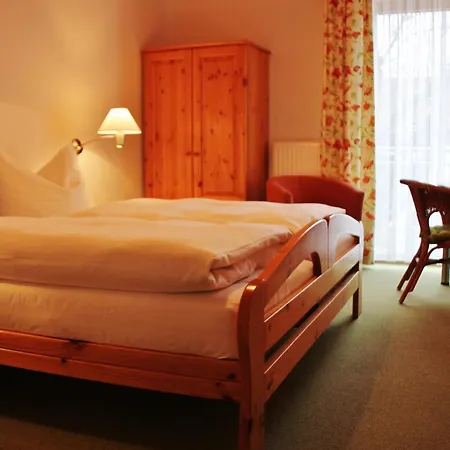 Gasthof-pension Zum Haugstein - Familie Eder