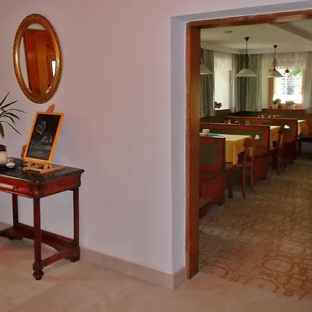 Pensión Gasthof-pension Zum Haugstein - Familie Eder 3*
